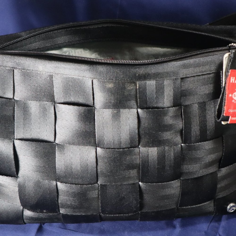 Harvey's Original Seat Belt Purse